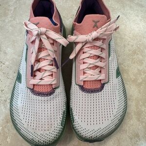 Flux Pink and Green Women's Athletic Shoes